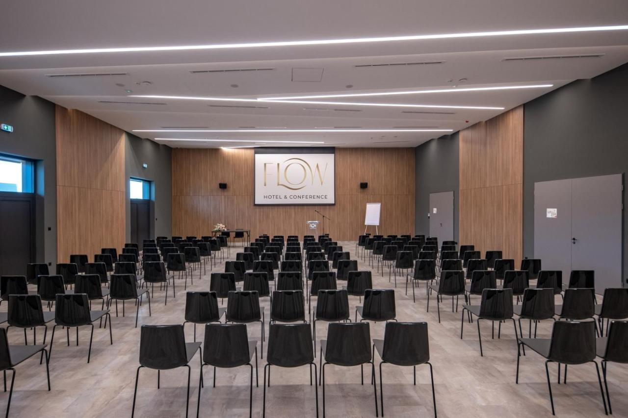 Flow Hotel & Conference Inárcs Exteriér fotografie